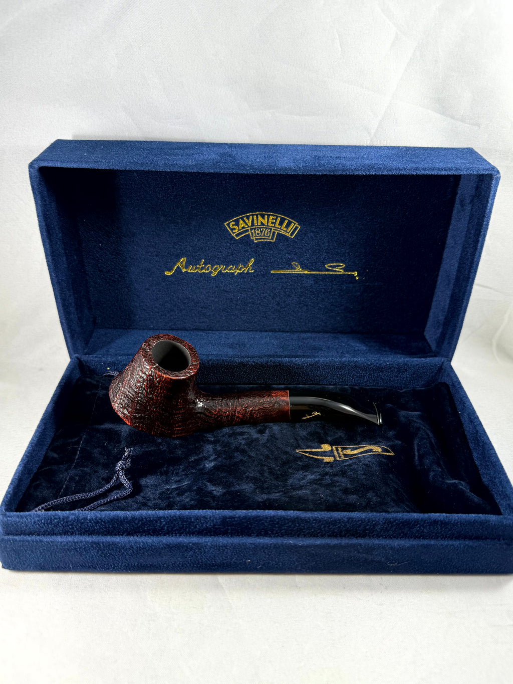 Autograph Sandblasted Volcano (6mm) Tobacco Pipe