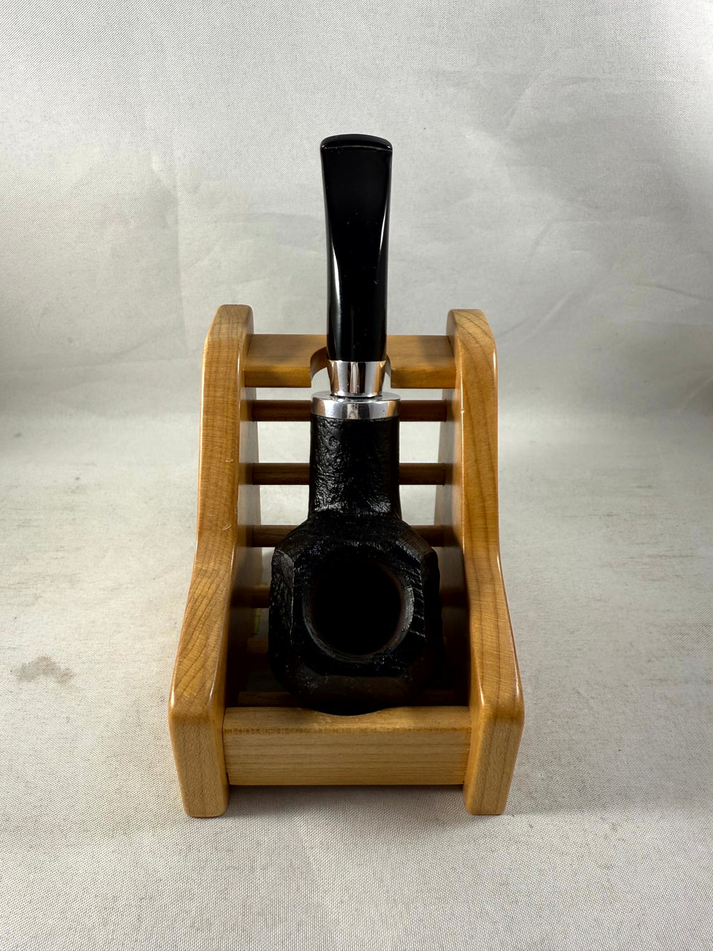 Skipper Sandblasted (995) Tobacco Pipe
