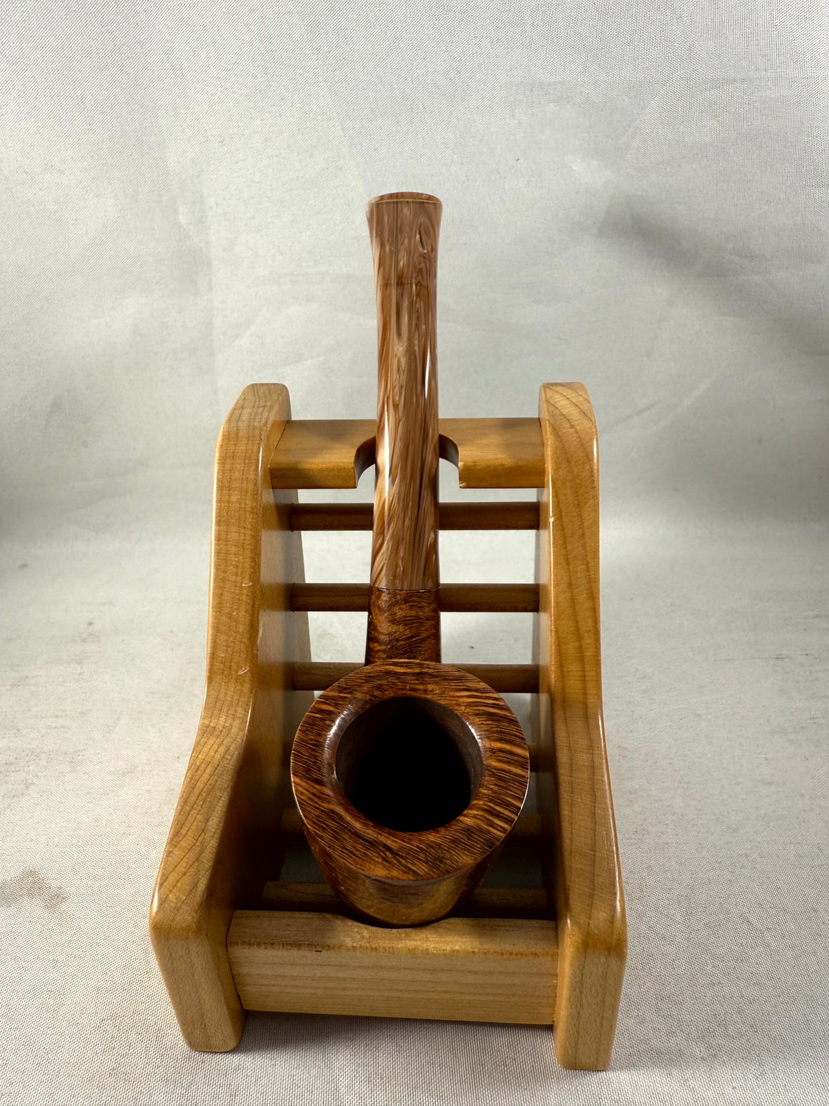 Nougat (102) Tobacco Pipe