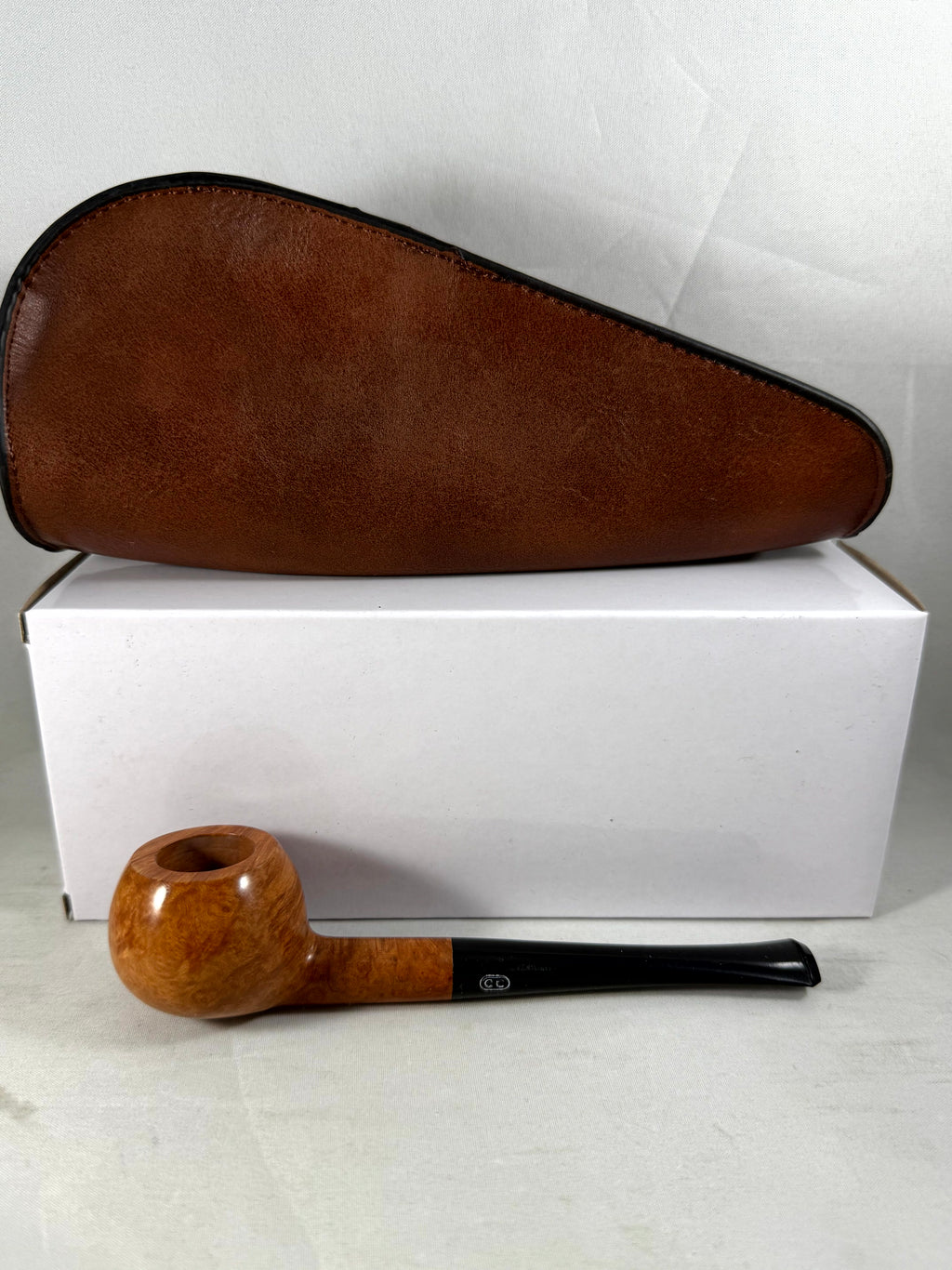 Renaissance Smooth Tomato (with Case) (8280) Tobacco Pipe