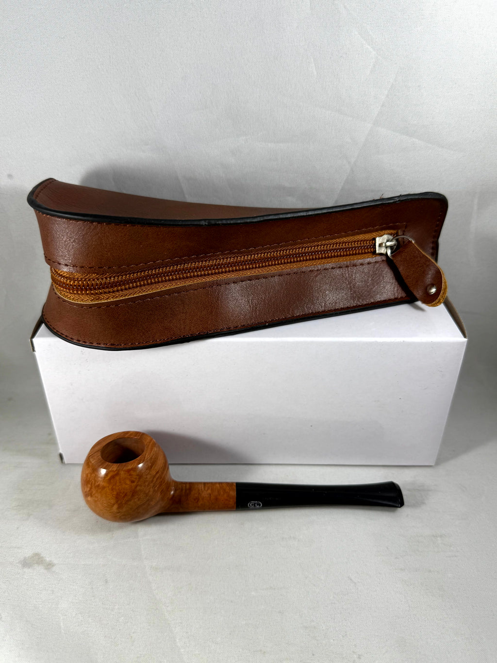 Renaissance Smooth Tomato (with Case) (8280) Tobacco Pipe