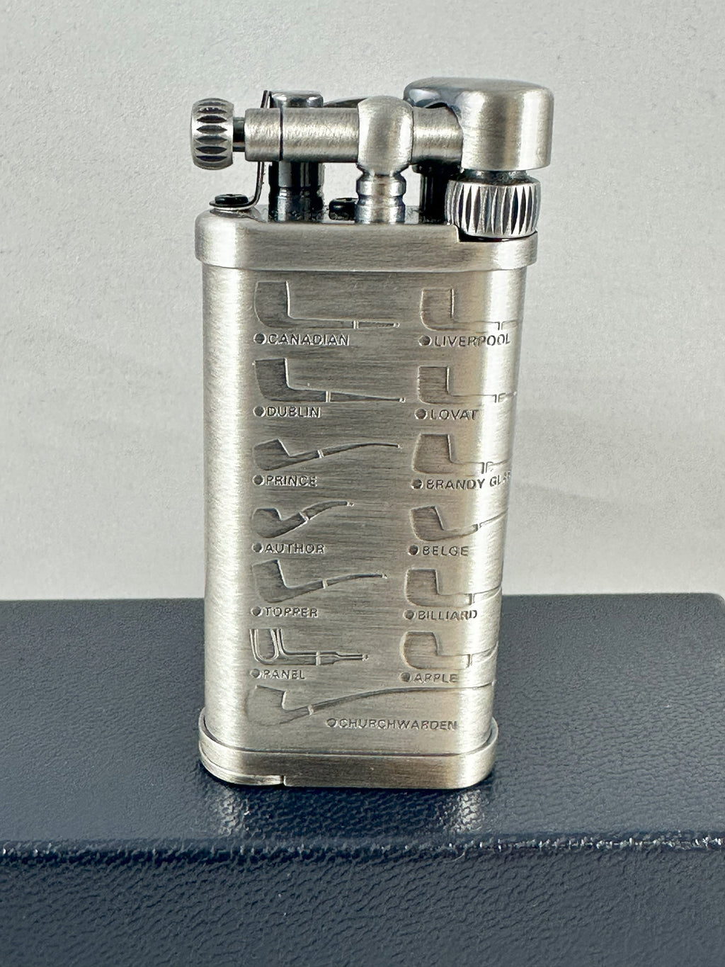IM Corona Old Boy 64 Pipe Lighters